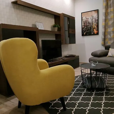 Apartment Ezredev Apartman Kaposvár